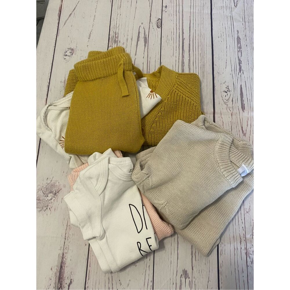 Baby girl outfit bundle